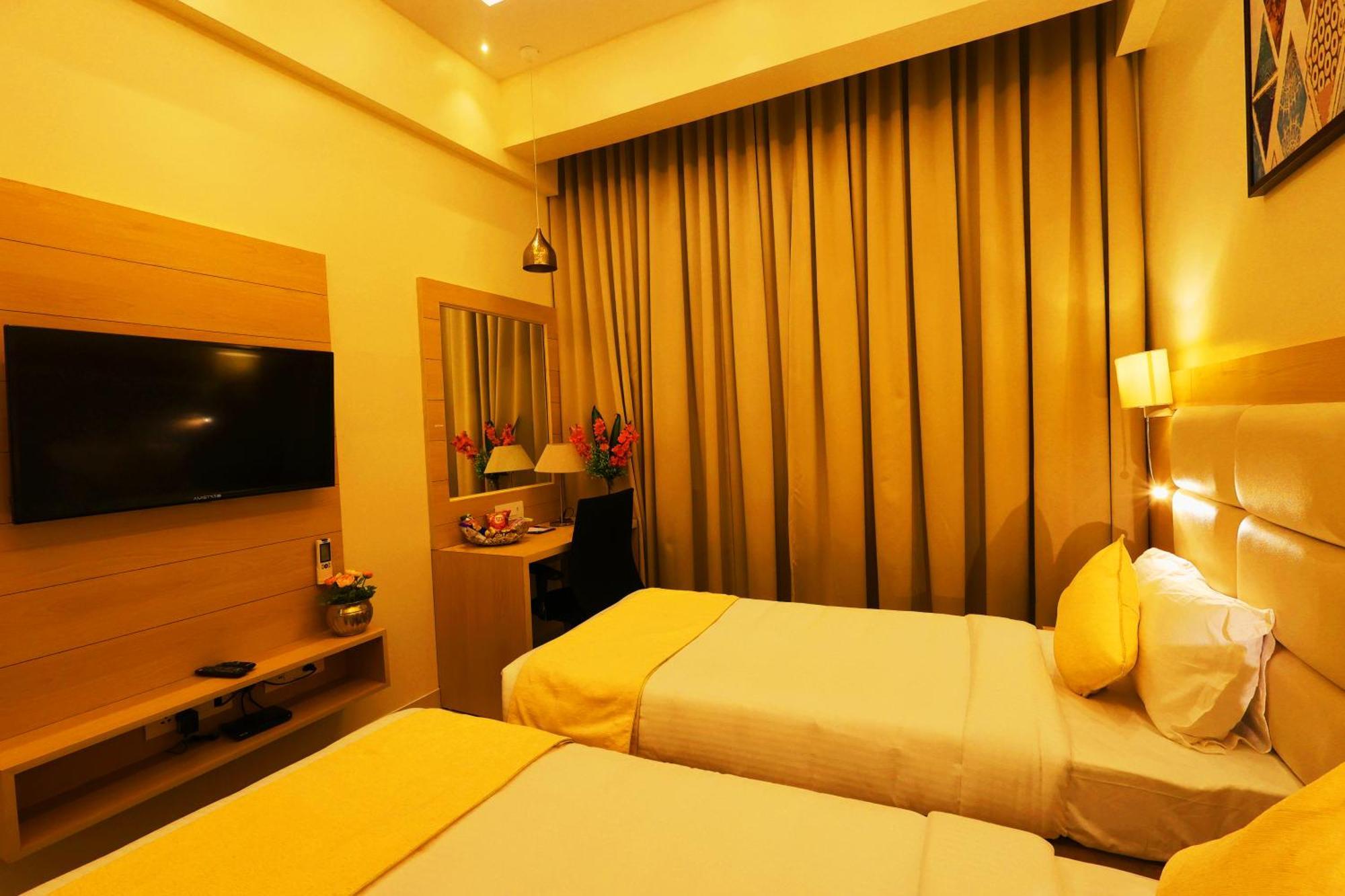 Grand Regency Rajajinagar, Iskcon Temple - Wtc Hotel Bangalore Exterior photo