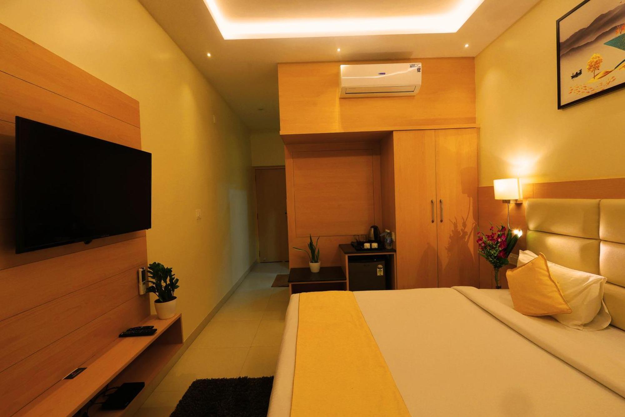 Grand Regency Rajajinagar, Iskcon Temple - Wtc Hotel Bangalore Exterior photo