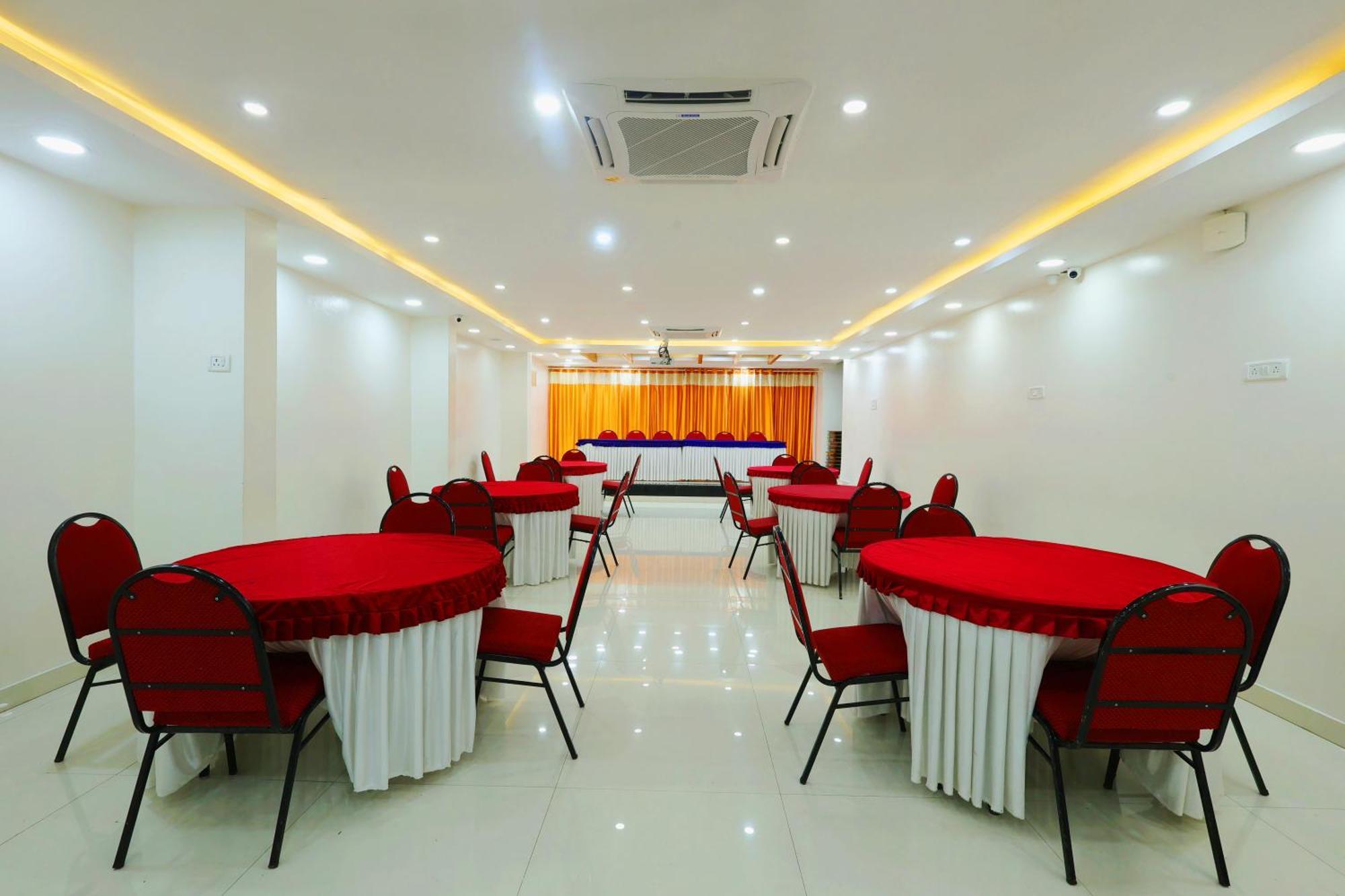 Grand Regency Rajajinagar, Iskcon Temple - Wtc Hotel Bangalore Exterior photo